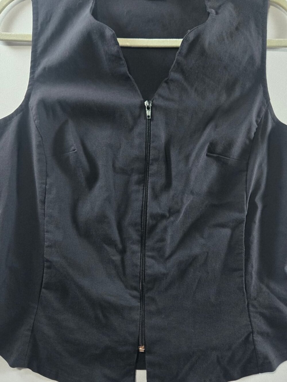 Tempted Womens Large Black Zip Front Sleeveless Top Made USA Y2K Stretch